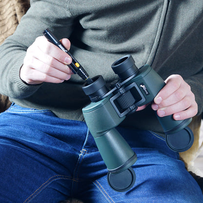 Using the Levenhuk LP10 brush on binoculars
